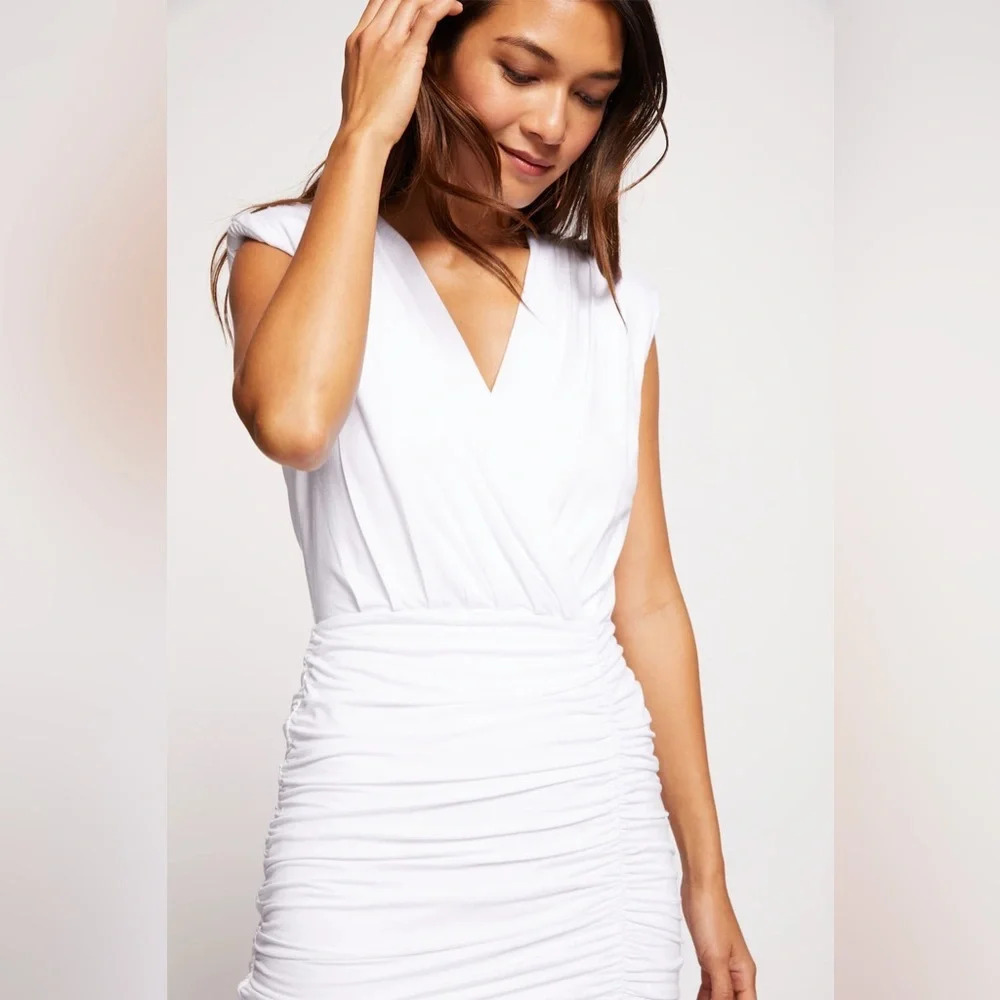 🏷️NWT Bailey 44 Ruched White Carlene Dress
